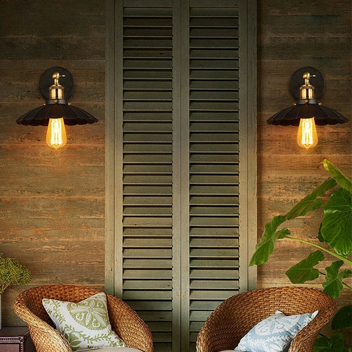 Marlow — Scalloped Dome Brass Wall Sconce — shade detail